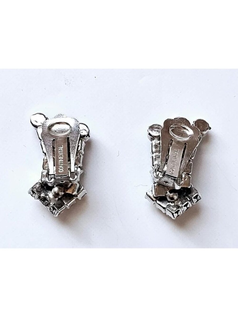 Vintage Pink AB Crystal Brooch and Clip On Earrings by Continental Jewellery - Picture 9 of 10
